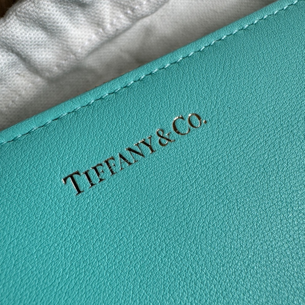 Tiffany & co travel wallet NWOT